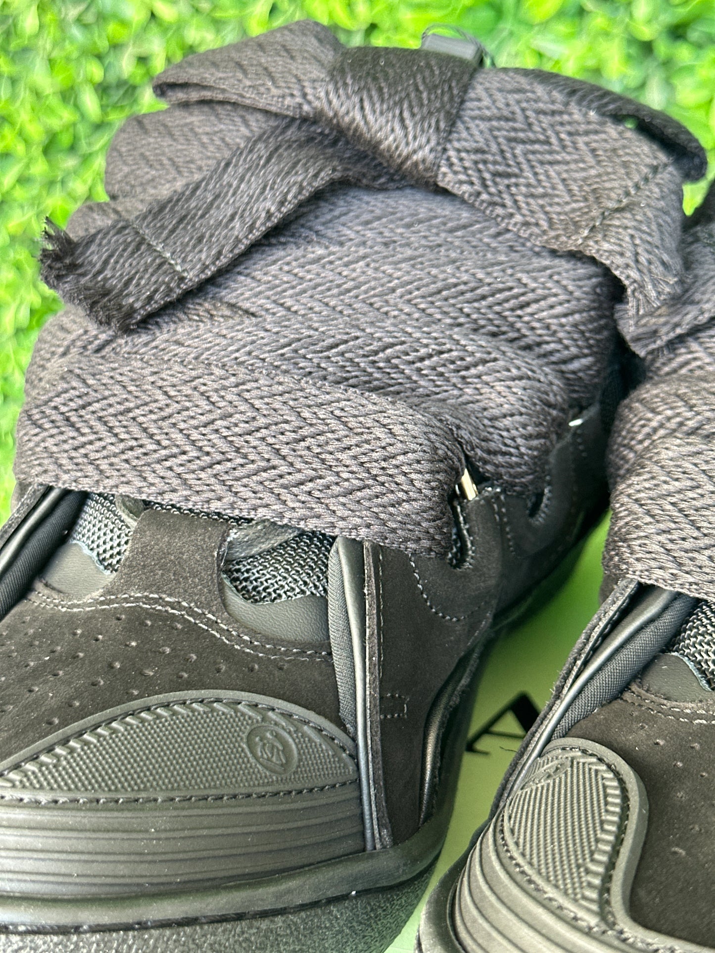 LANVIN Curb - BLACK