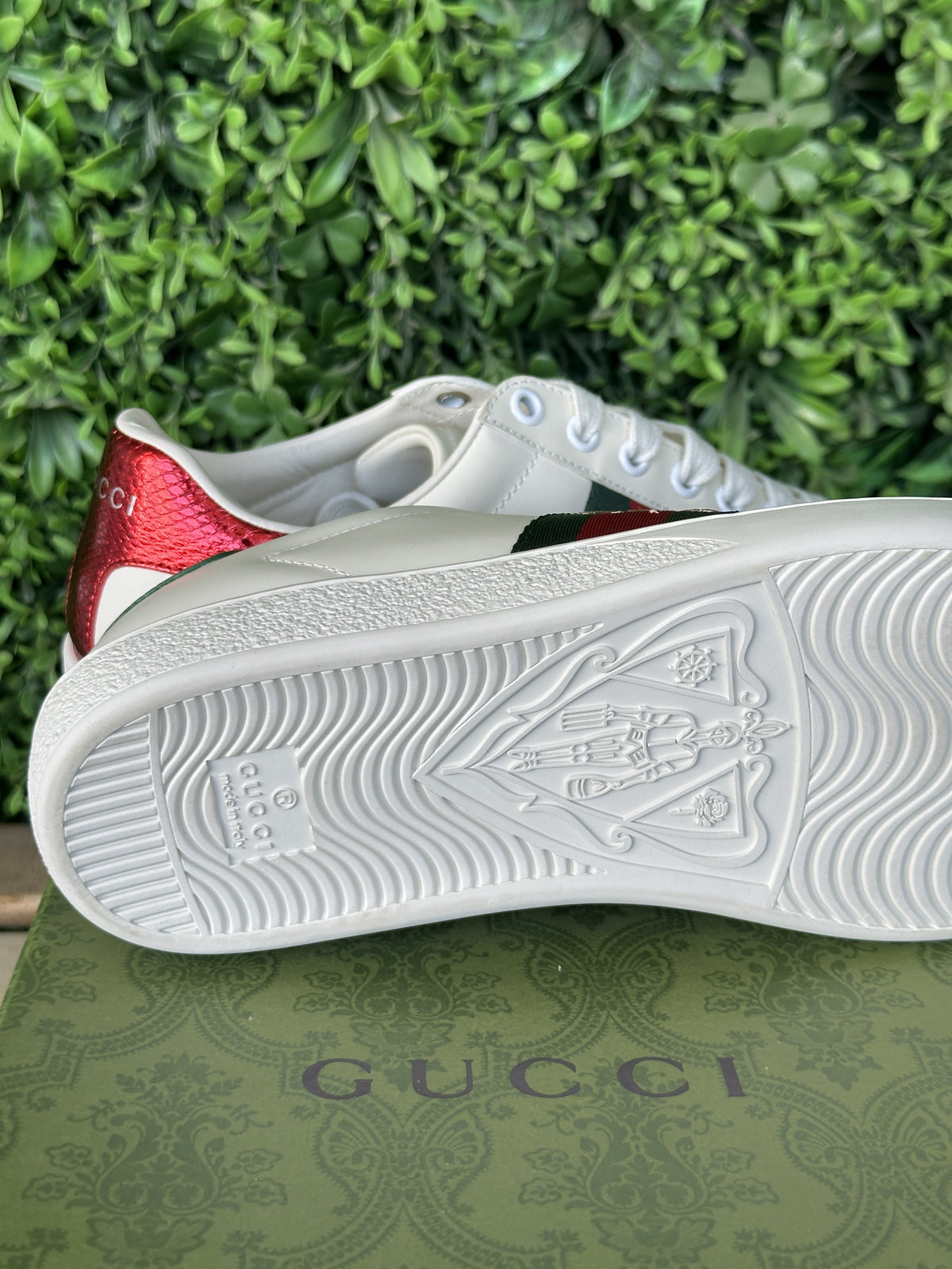 Gucci Sneaker With Bee