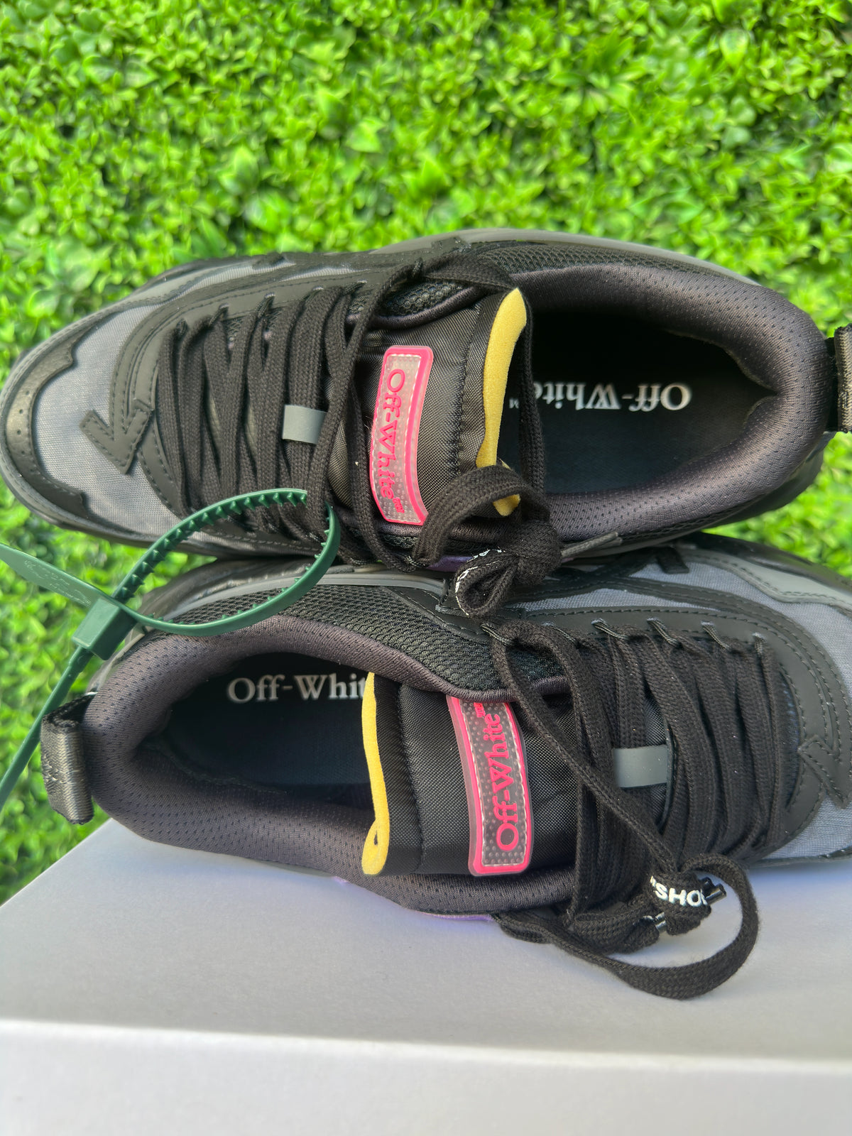 Off-White Odsy 1000 Black/Grey