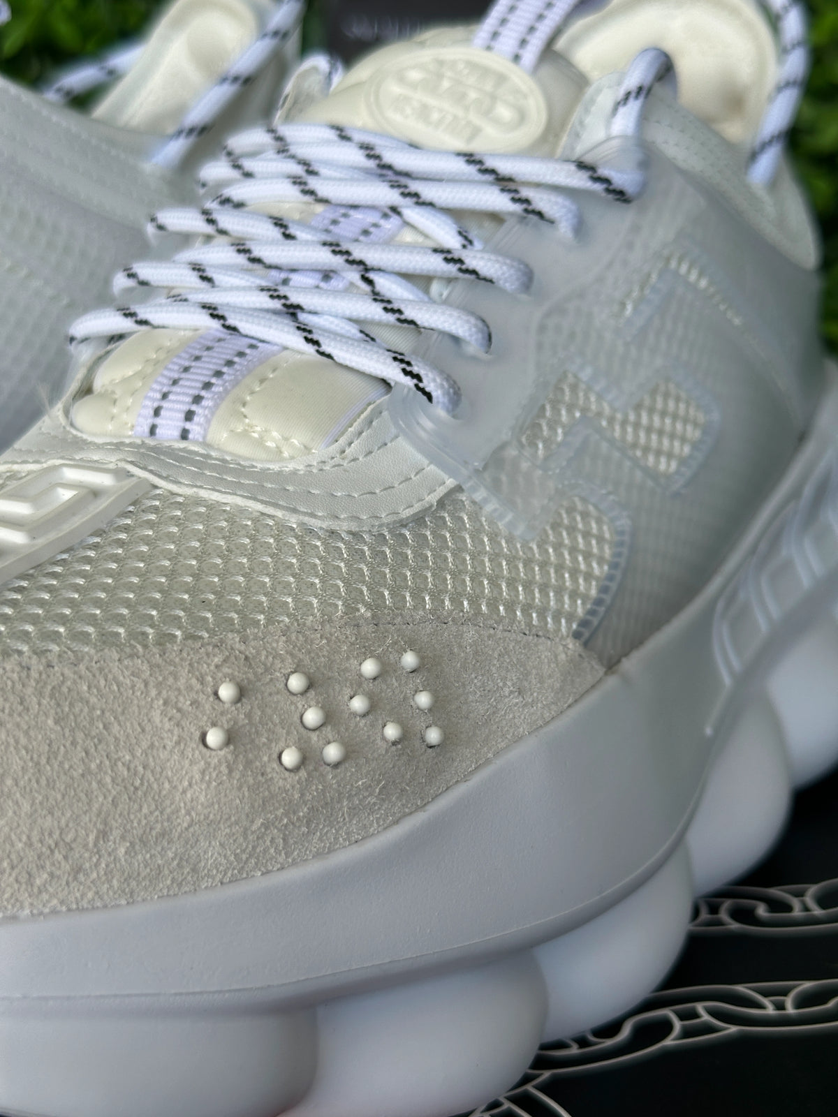 VERSACE Chain Reaction White