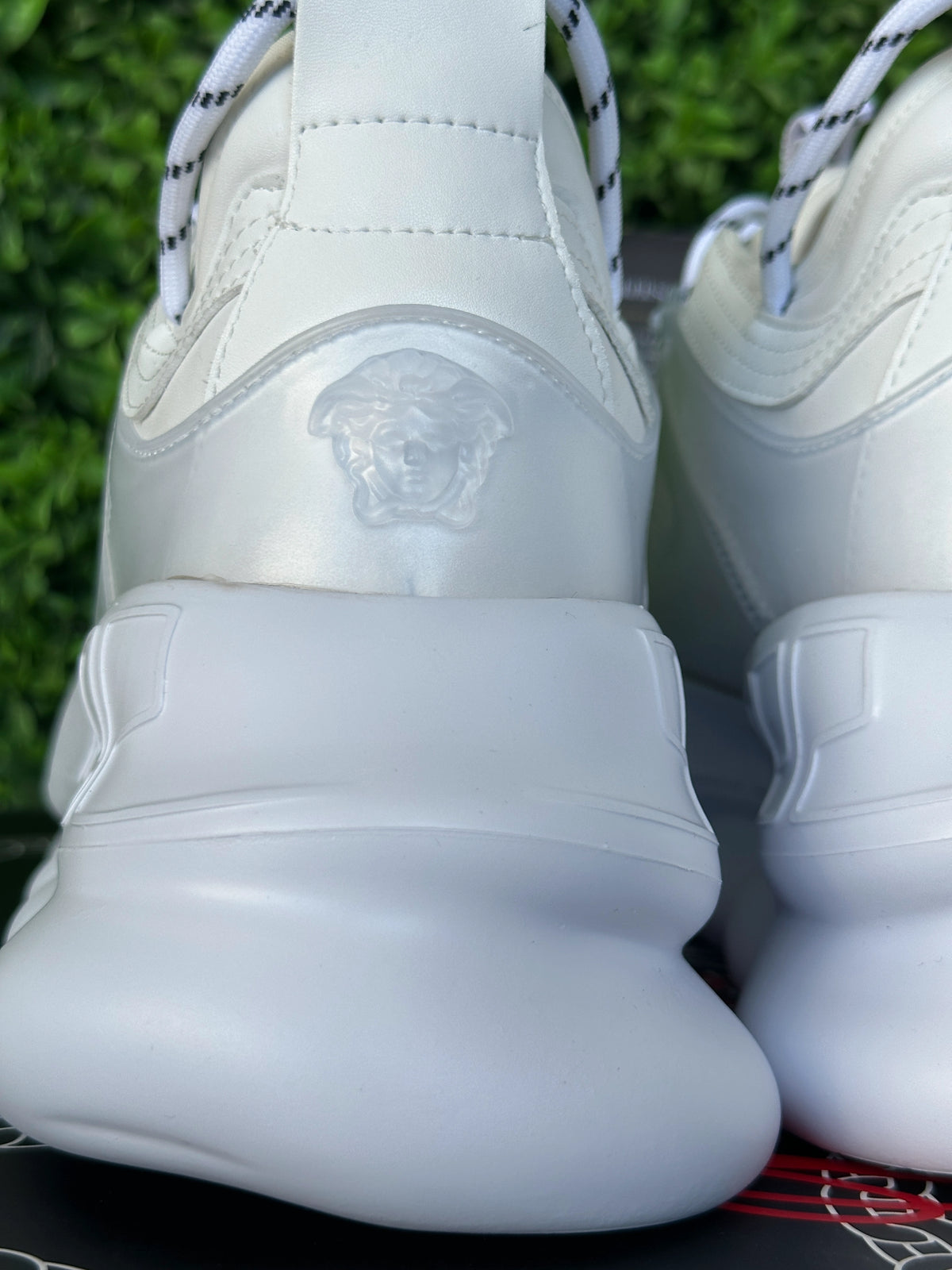 VERSACE Chain Reaction White