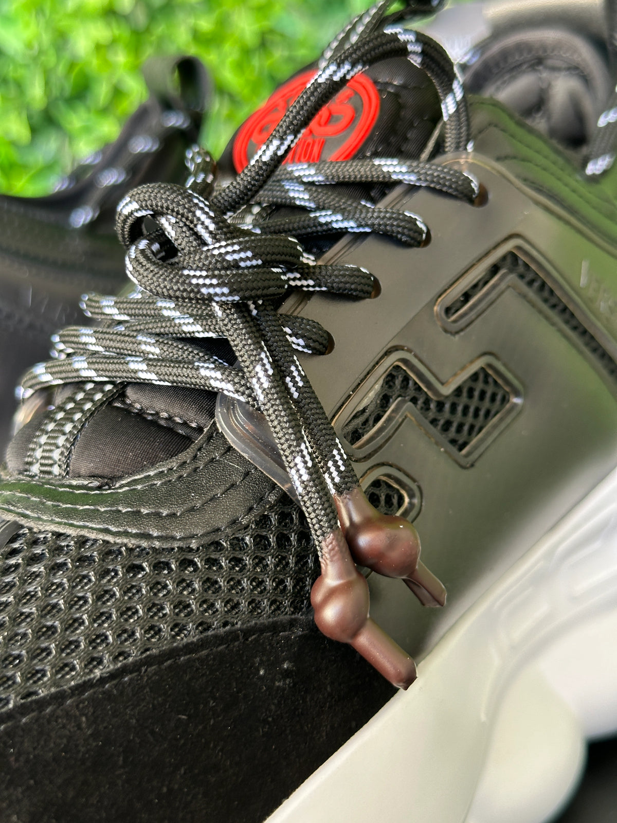 VERSACE Chain Reaction Black & White