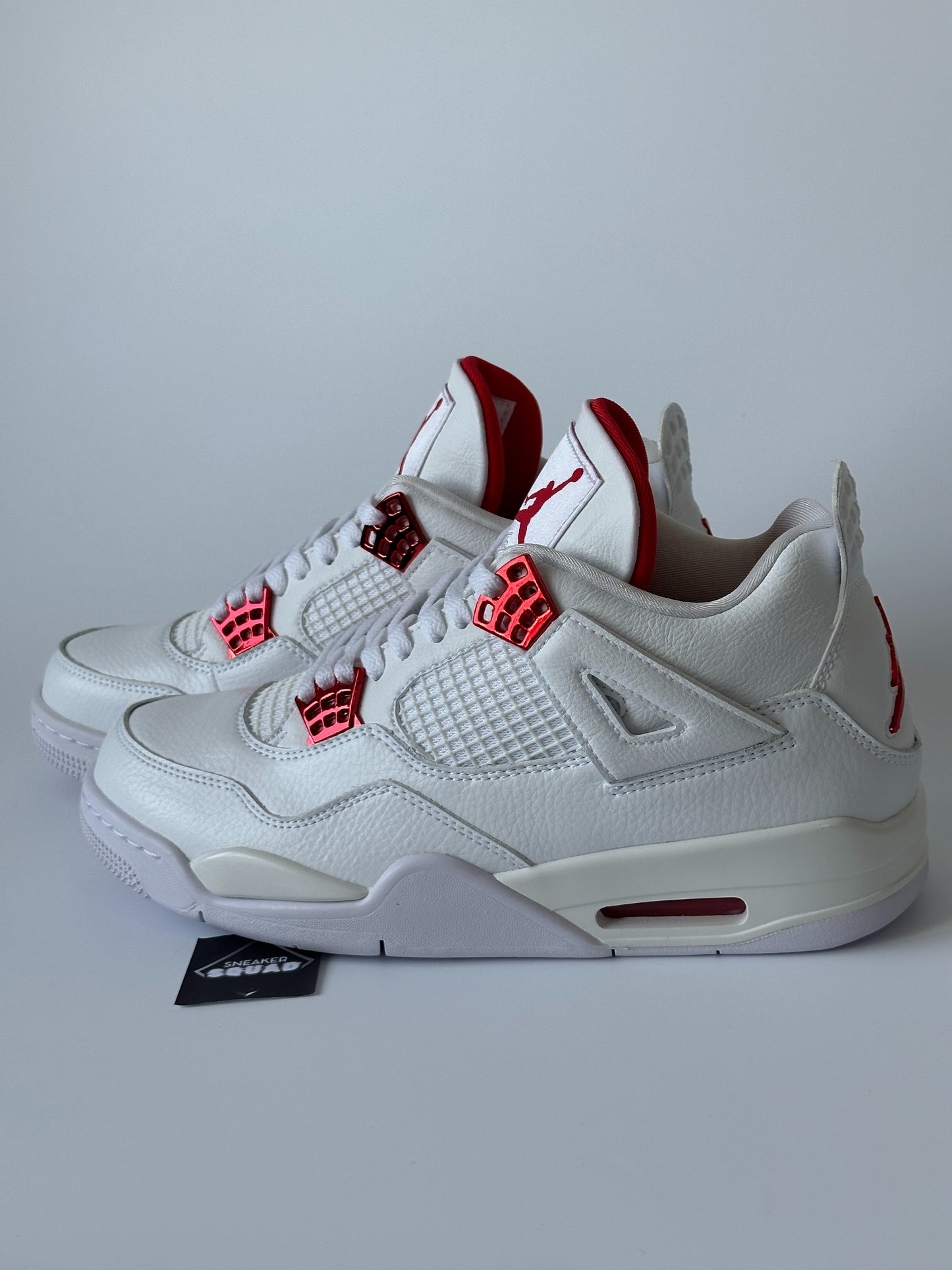 J4 Metalic Red