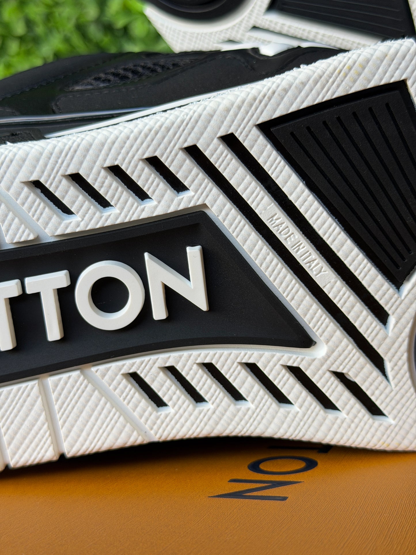 Louis Vuitton LV Skate Black