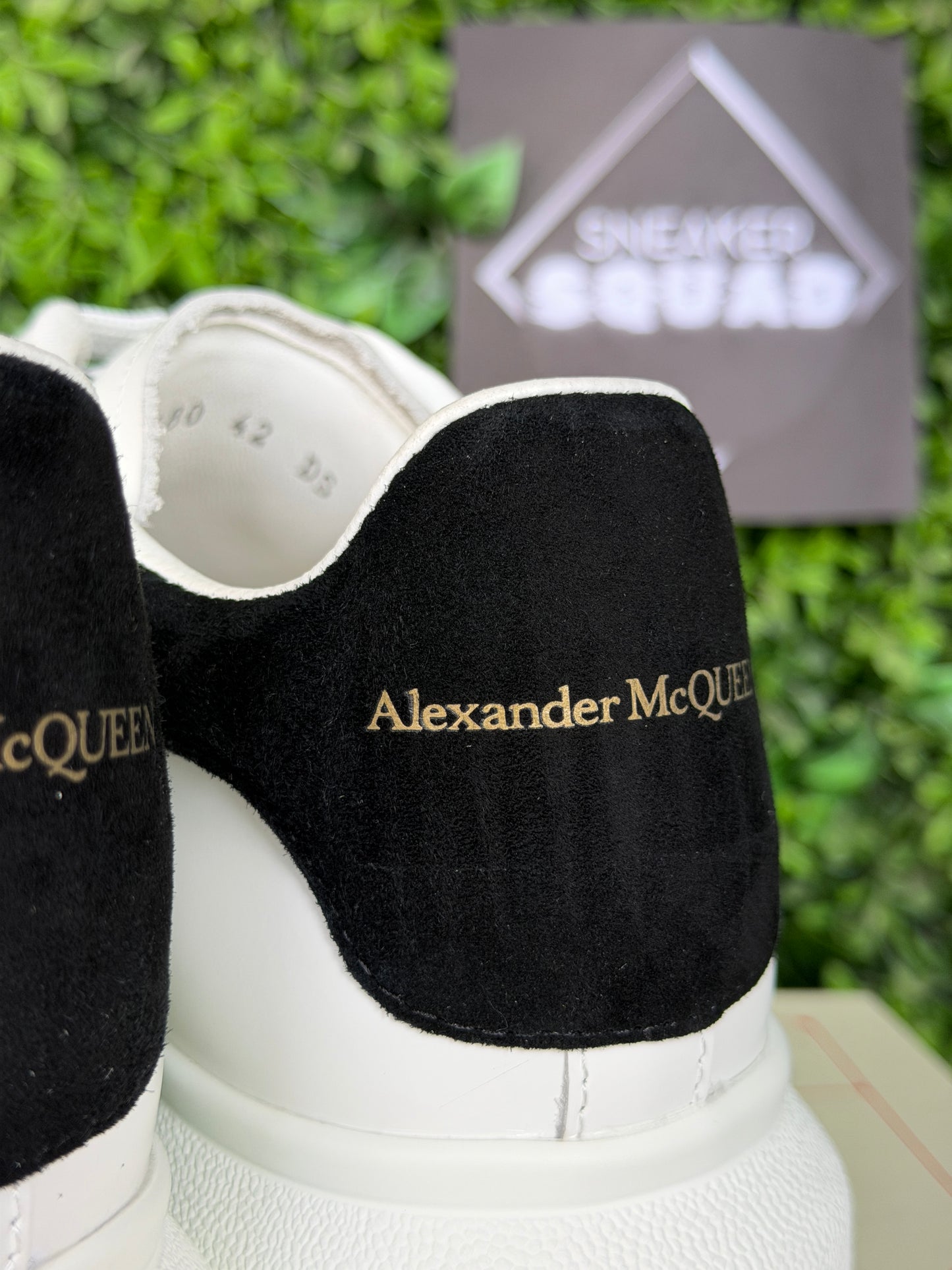 MQ White/Black