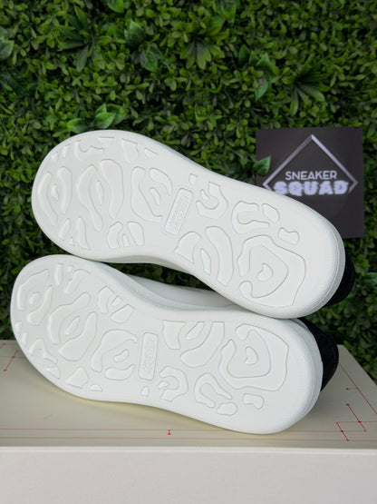 MQ White/Black
