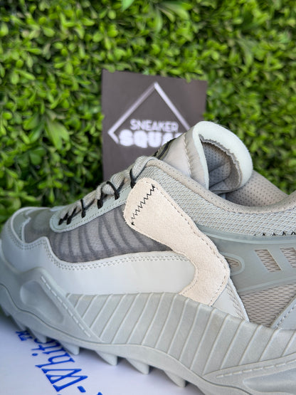 1000 Grey