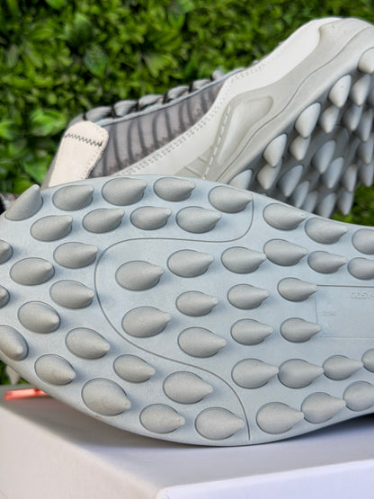 1000 Grey