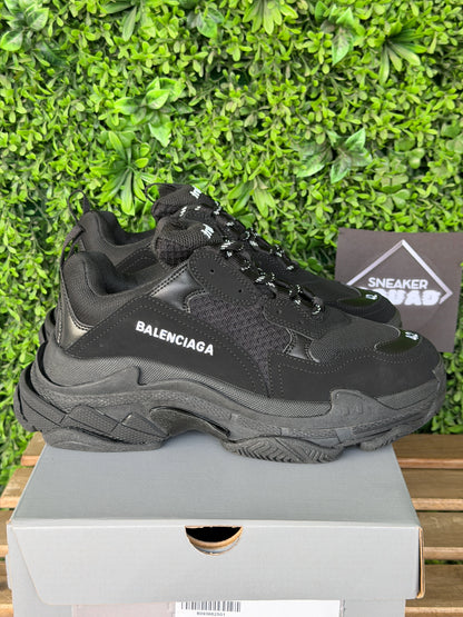 Balenciaga Triple S - Full Black