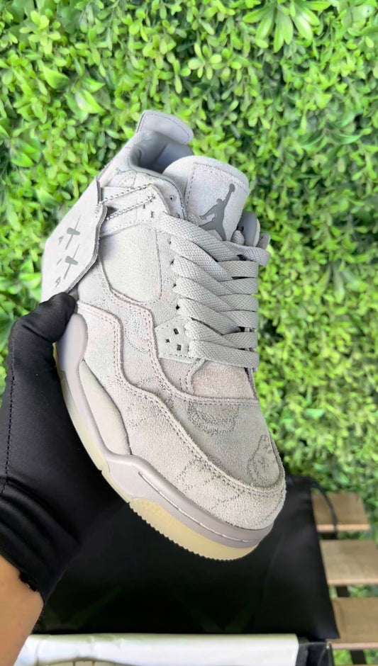 Jordan 4 Kaws